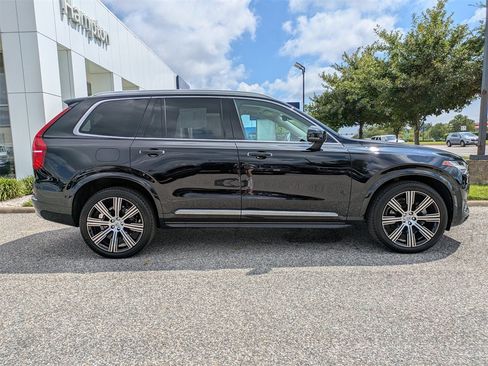 Certified 2022 Volvo XC90 T6 Inscription w/ Advanced Package image 3