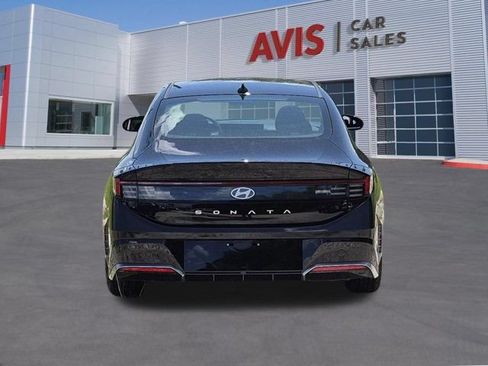 Used 2025 Hyundai Sonata SEL FWD image 7