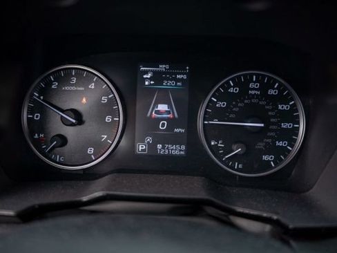 Used 2020 Subaru Outback Premium w/ Popular Package #1 AWD/4WD image 18