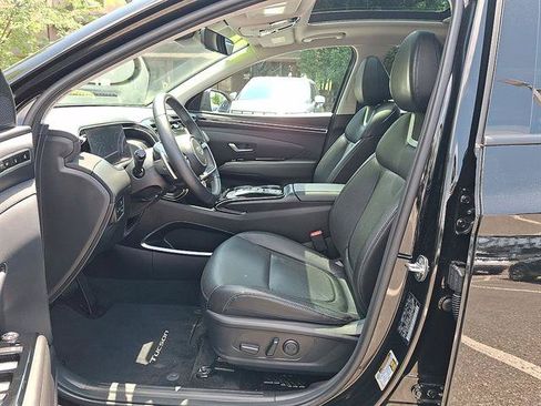 Certified 2024 Hyundai Tucson Limited AWD/4WD image 11