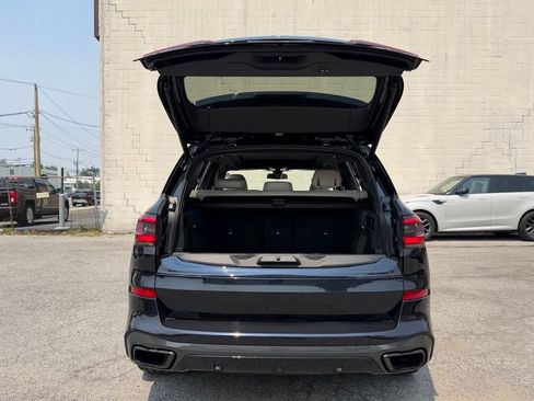 Used 2021 BMW X5 xDrive40i w/ M Sport Package AWD/4WD image 11