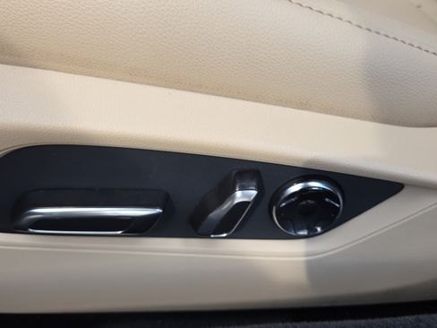 Used 2023 Acura TLX FWD image 10