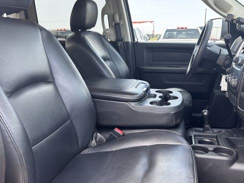 Used 2018 RAM 2500 Tradesman w/ Chrome Appearance Group AWD/4WD image 16