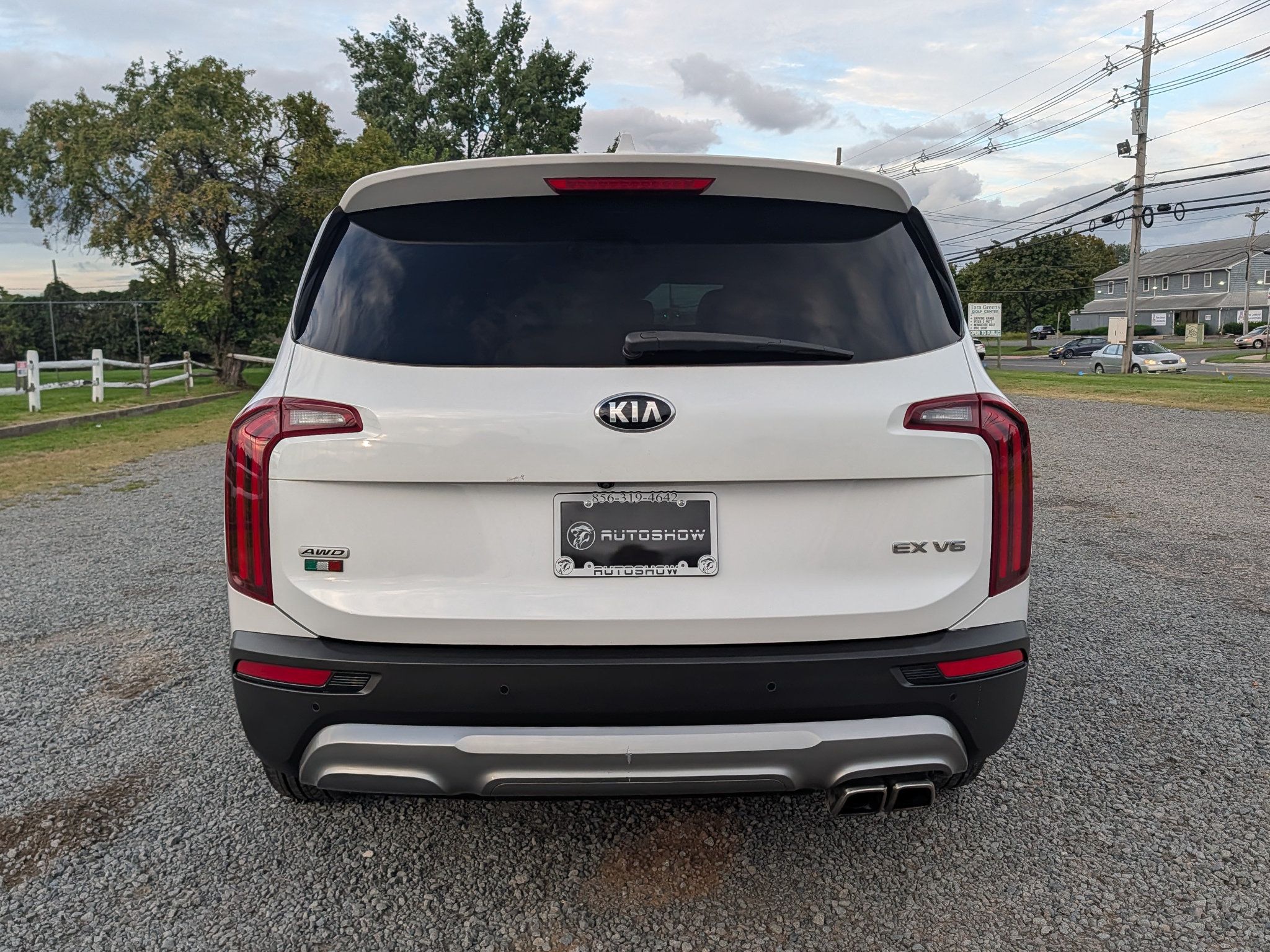 Used 2020 Kia Telluride EX AWD/4WD image 6