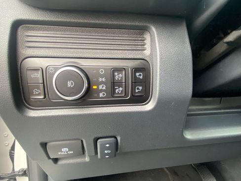 Certified 2025 Ford F250 Lariat w/ Lariat Ultimate Package image 12