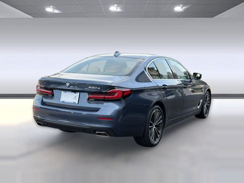 Used 2023 BMW 530e w/ Premium Package RWD image 9