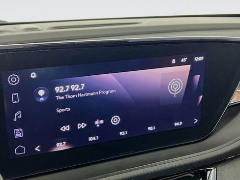 Certified 2024 Buick Envista Sport Touring w/ Convenience I Package image 12