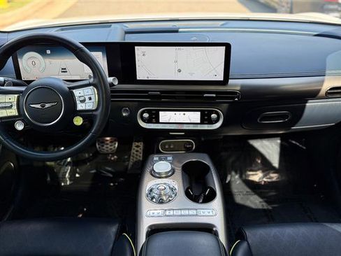 Used 2023 Genesis GV60 Performance image 20