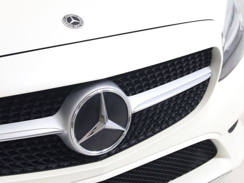 Used 2023 Mercedes-Benz C 300 4MATIC Coupe w/ Multimedia Package image 18