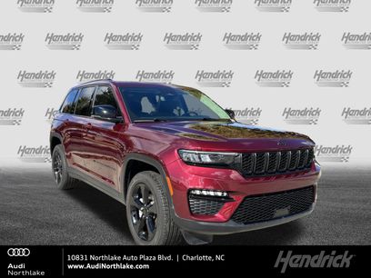 Used 2023 Jeep Grand Cherokee Limited w/ Black Appearance Package