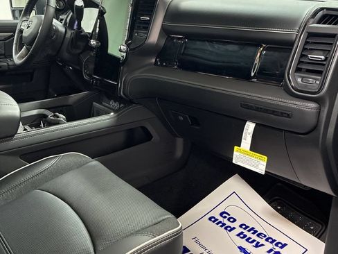 New 2026 RAM 2500 Limited AWD/4WD image 32