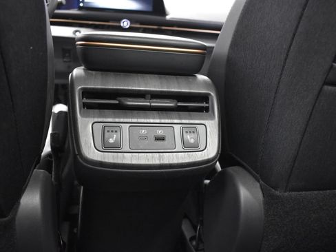 Certified 2024 Nissan Ariya AWD image 35