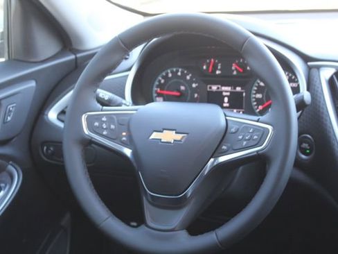 Used 2023 Chevrolet Malibu RS FWD image 18