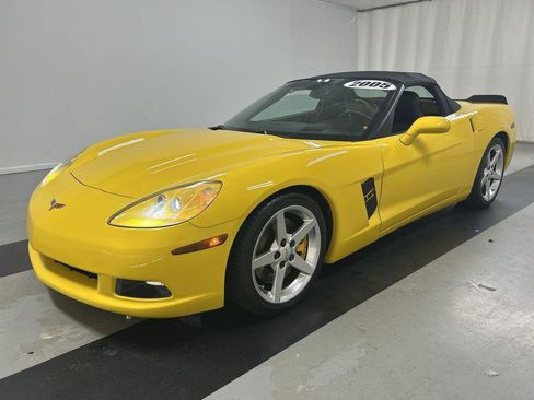 Used 2005 Chevrolet Corvette Convertible w/ Preferred Equipment Group RWD image 5