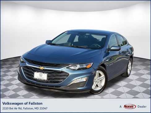 Used 2024 Chevrolet Malibu LT FWD image 1