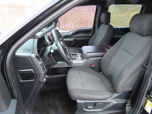 Used 2018 Ford F150 XLT w/ Equipment Group 302A Luxury image 23