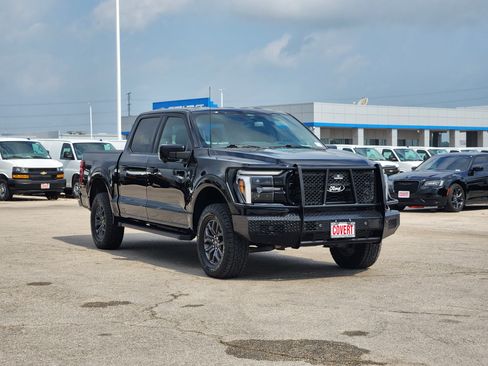 Used 2025 Ford F150 Lariat w/ Equipment Group 501A Mid AWD/4WD image 3