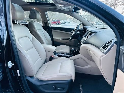 Used 2016 Hyundai Tucson Limited w/ Option Group 03 image 23