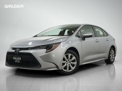 Used 2020 Toyota Corolla LE FWD image 1