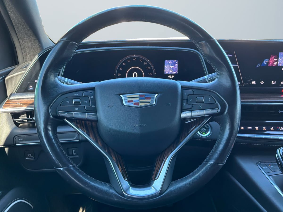 Used 2021 Cadillac Escalade ESV Luxury RWD image 11