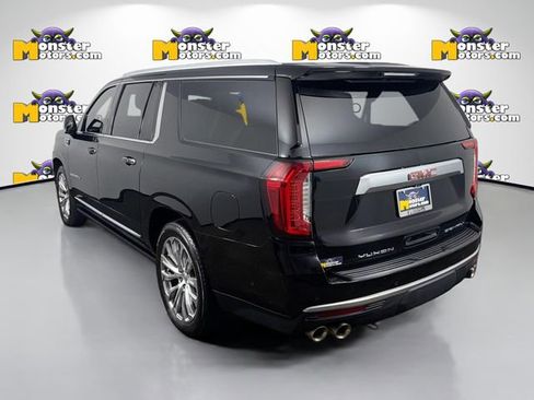 Used 2023 GMC Yukon XL Denali w/ Denali Reserve Package image 7