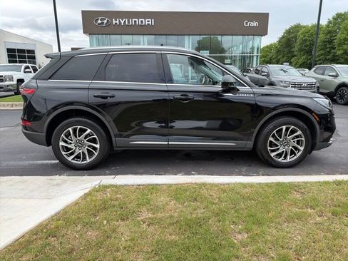Used 2021 Lincoln Corsair AWD image 9