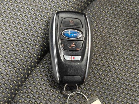 Used 2024 Subaru Crosstrek 2.0i Premium AWD/4WD image 12