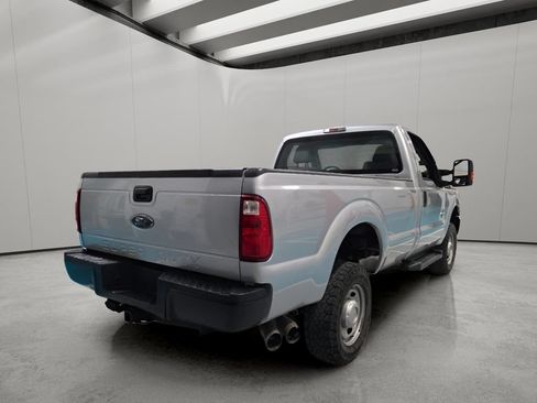 Used 2015 Ford F250 XL w/ Power Equipment Group AWD/4WD image 5