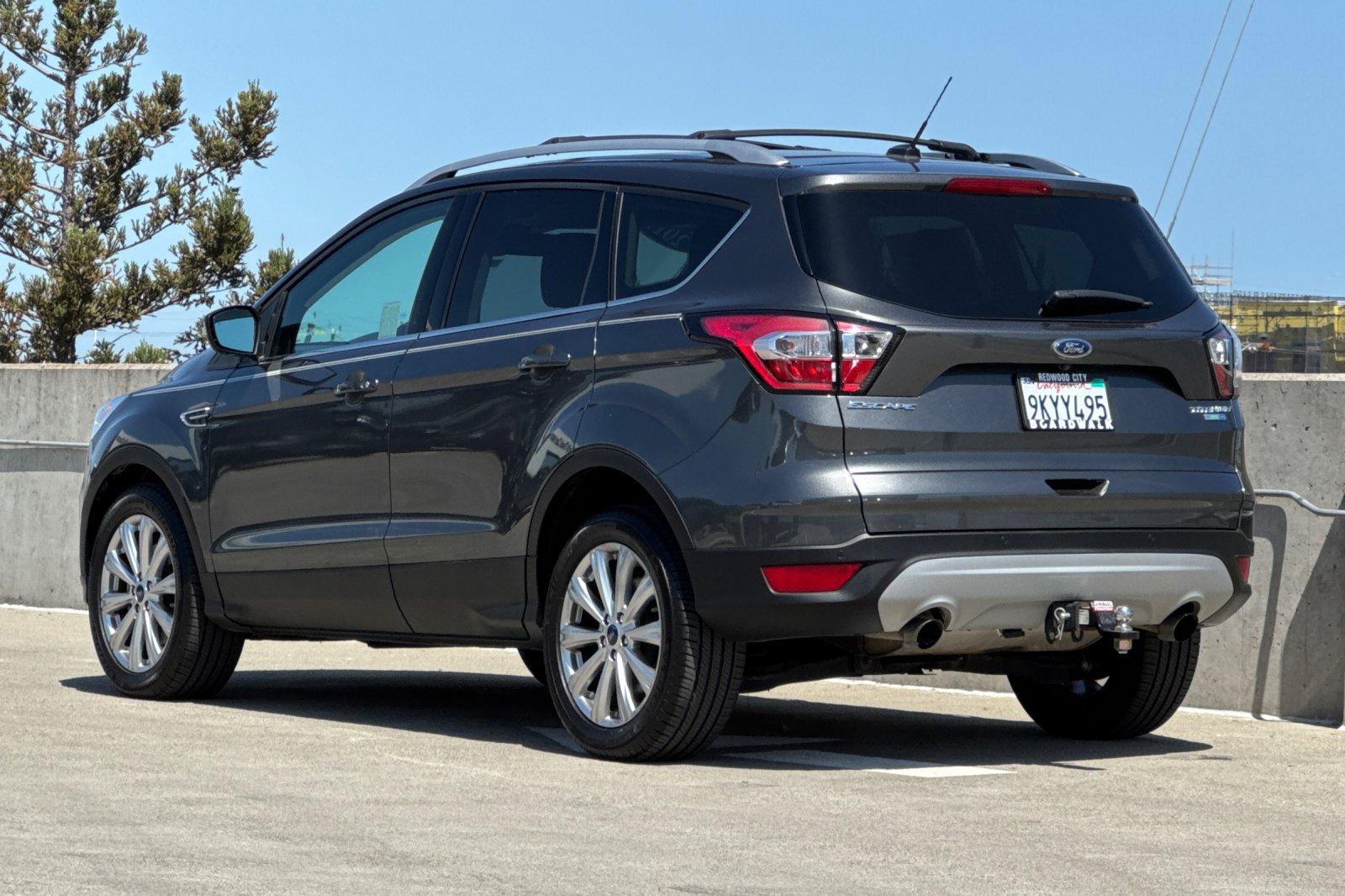 Used 2017 Ford Escape Titanium AWD/4WD image 6