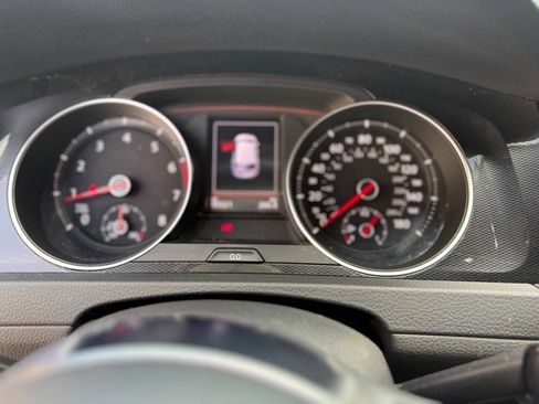 Used 2017 Volkswagen GTI S image 27