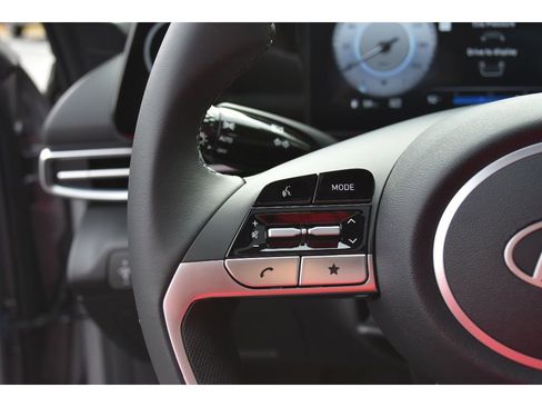 New 2026 Hyundai Elantra Limited image 19