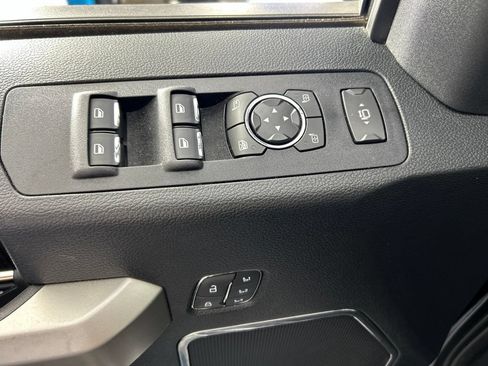 Used 2021 Ford F450 Lariat w/ Lariat Ultimate Package AWD/4WD image 12