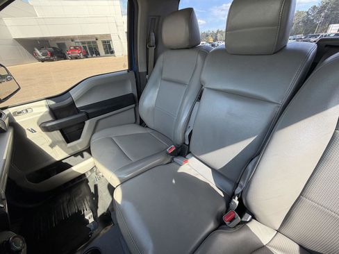 Used 2017 Ford F150 XL w/ Equipment Group 101A Mid RWD image 12