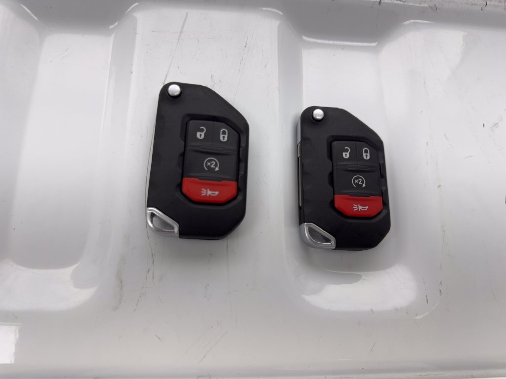 Used 2023 Jeep Gladiator Mojave w/ LED Lighting Group AWD/4WD image 80