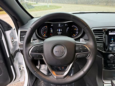Used 2019 Jeep Grand Cherokee Limited X image 14