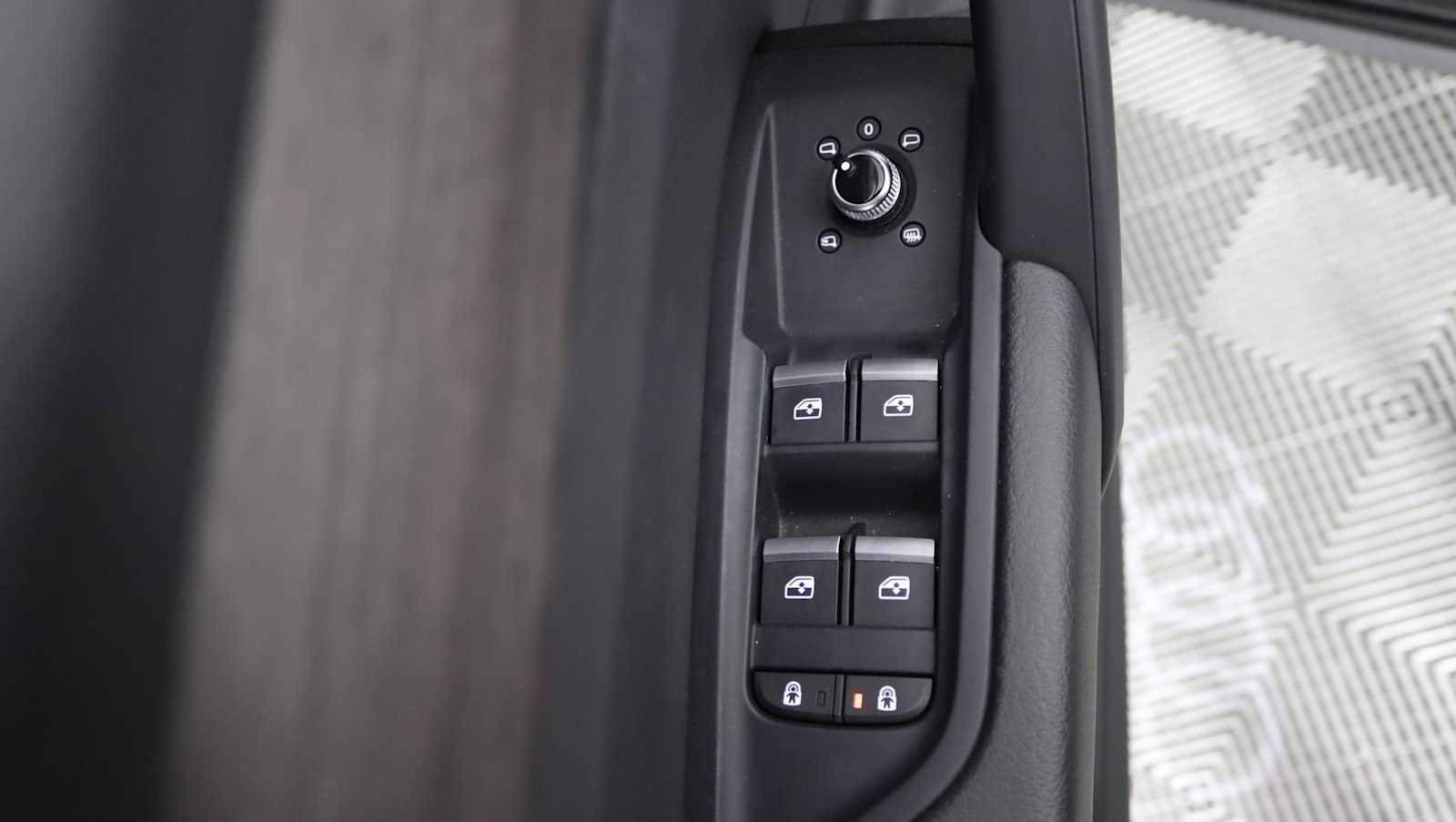 Used 2024 Audi Q5 2.0T Premium AWD/4WD image 18