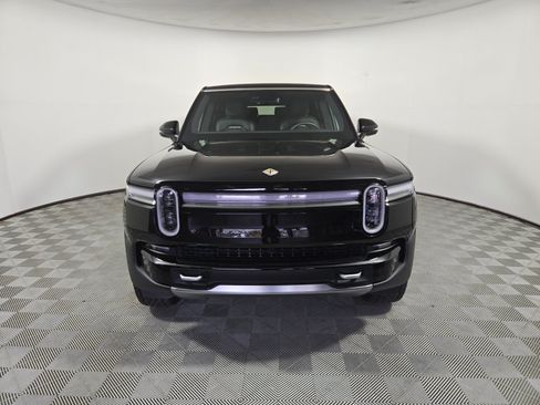 Used 2025 Rivian R1S Adventure AWD/4WD image 8