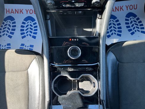 Used 2023 Jeep Grand Cherokee Altitude image 21