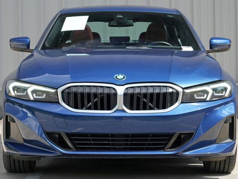 Used 2023 BMW 330e w/ Premium Package RWD image 7
