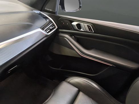 Used 2020 BMW X5 M AWD/4WD image 18