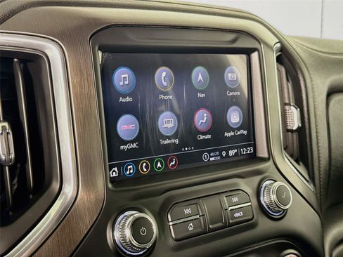 Used 2021 GMC Sierra 1500 AT4 w/ AT4 Preferred Package AWD/4WD image 15