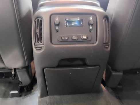 Used 2005 GMC Sierra 1500 SLT w/ Light Duty Power Package image 19