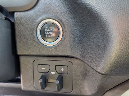 Used 2022 Toyota Tundra SR5 image 27