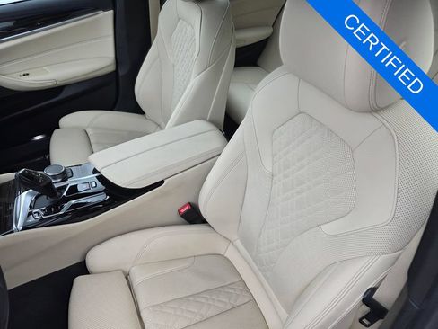 Used 2023 BMW 530i w/ Premium Package RWD image 11