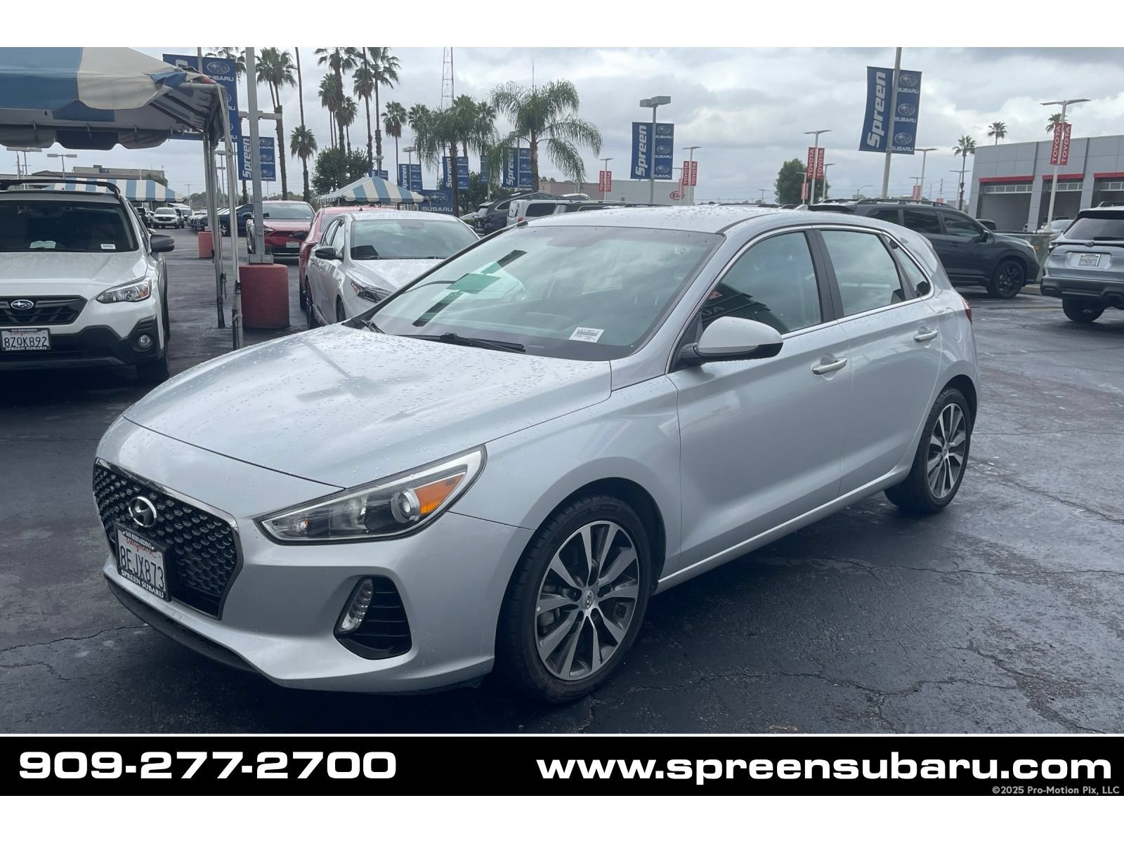 Used 2018 Hyundai Elantra GT FWD image 1