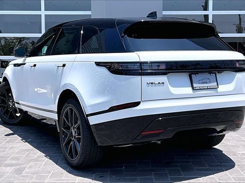 New 2026 Land Rover Range Rover Velar Dynamic SE AWD/4WD image 3