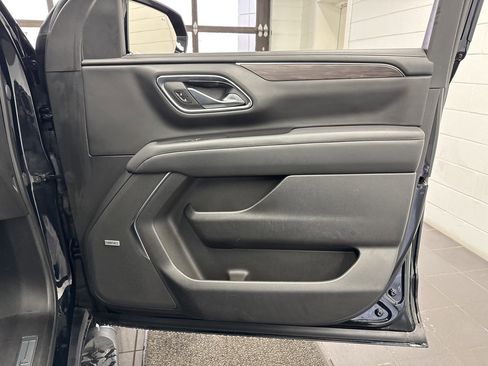 Used 2023 Chevrolet Tahoe Z71 w/ Luxury Package image 65