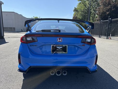 Used 2023 Honda Civic Type R image 13