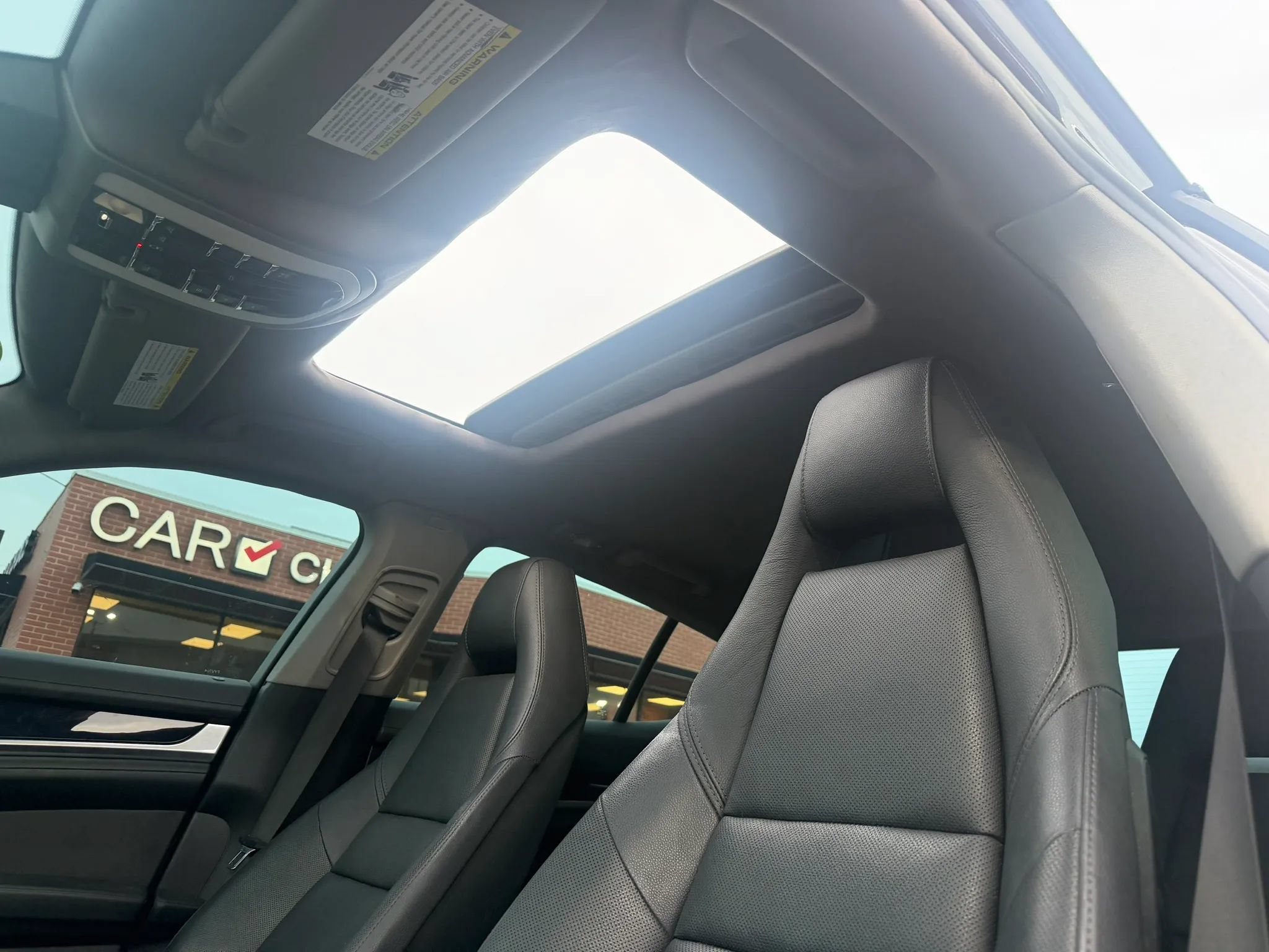 Used 2014 Porsche Panamera 4 AWD/4WD image 9