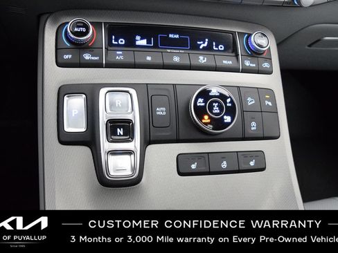 Used 2022 Hyundai Palisade SEL w/ 8P Bench Seat Package AWD/4WD image 24